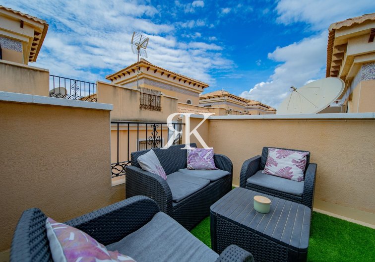 Resale - town house - Orihuela Costa - PAU 26
