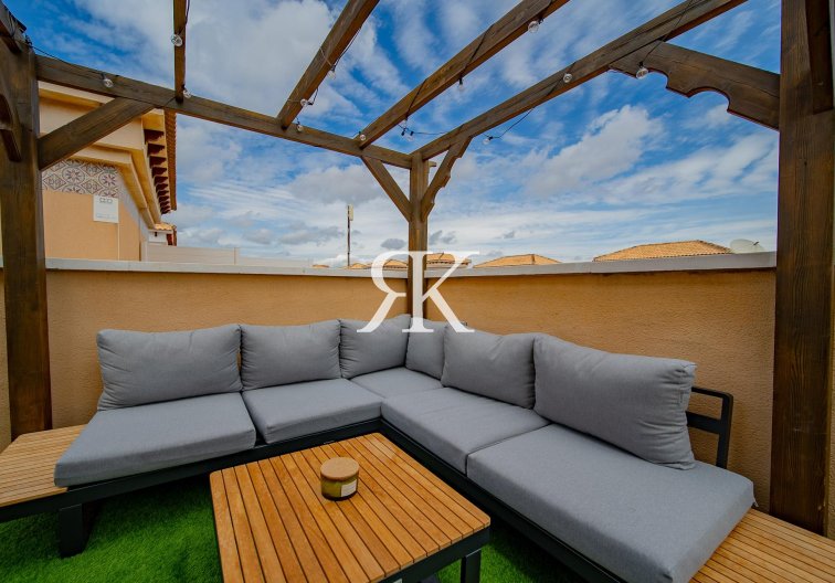 Resale - town house - Orihuela Costa - PAU 26