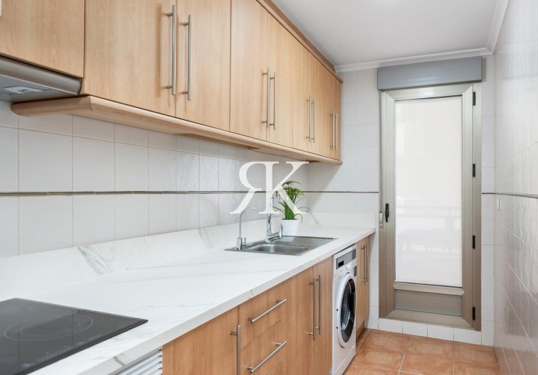 Segunda mano - Apartamento  - Guardamar del Segura - Pueblo