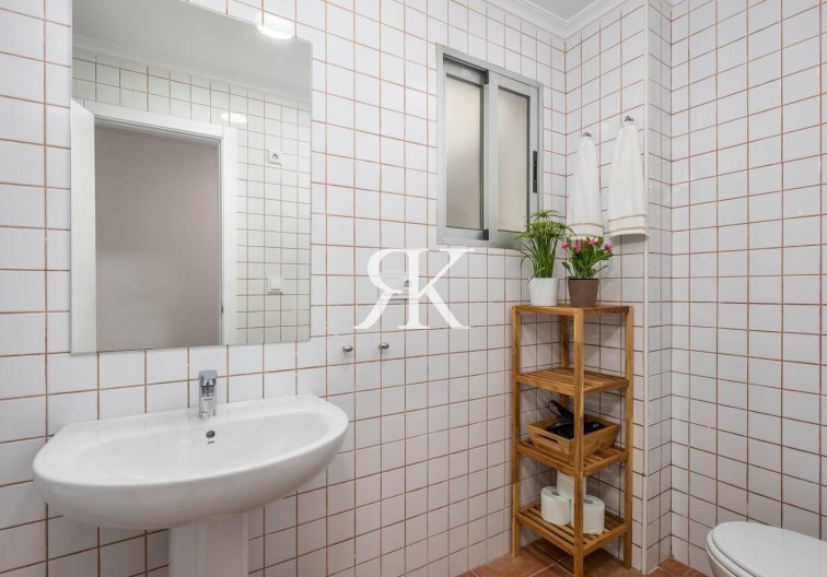 Segunda mano - Apartamento  - Guardamar del Segura - Pueblo