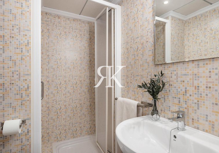 Segunda mano - Apartamento  - Guardamar del Segura - Pueblo