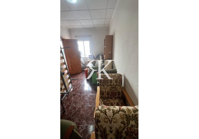 Wiederverkauf - town house - Torrevieja - Estacion De Autobuses