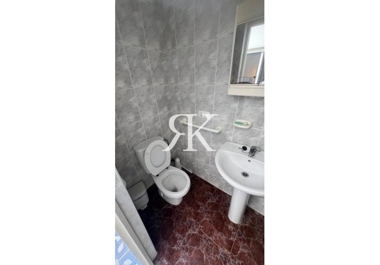 Wiederverkauf - town house - Torrevieja - Estacion De Autobuses