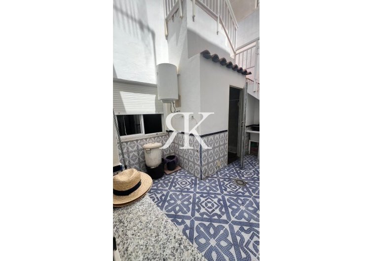 Wiederverkauf - town house - Torrevieja - Estacion De Autobuses