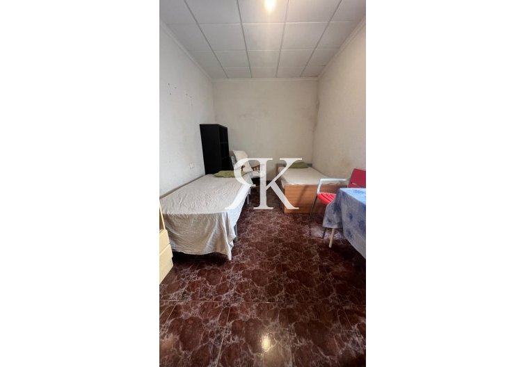 Wiederverkauf - town house - Torrevieja - Estacion De Autobuses