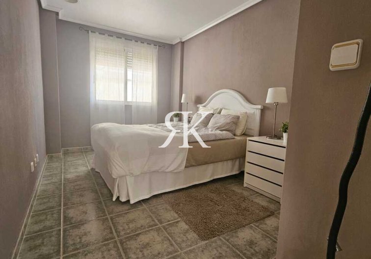 Resale - villa - Guardamar del Segura - Campomar