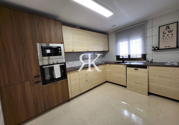 Resale - villa - San Miguel de Salinas - Cerro Del Sol