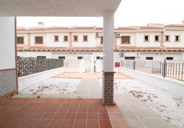 Revente - town house - San Miguel de Salinas - Inland