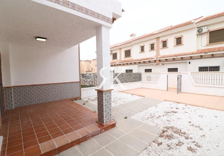 Revente - town house - San Miguel de Salinas - Inland