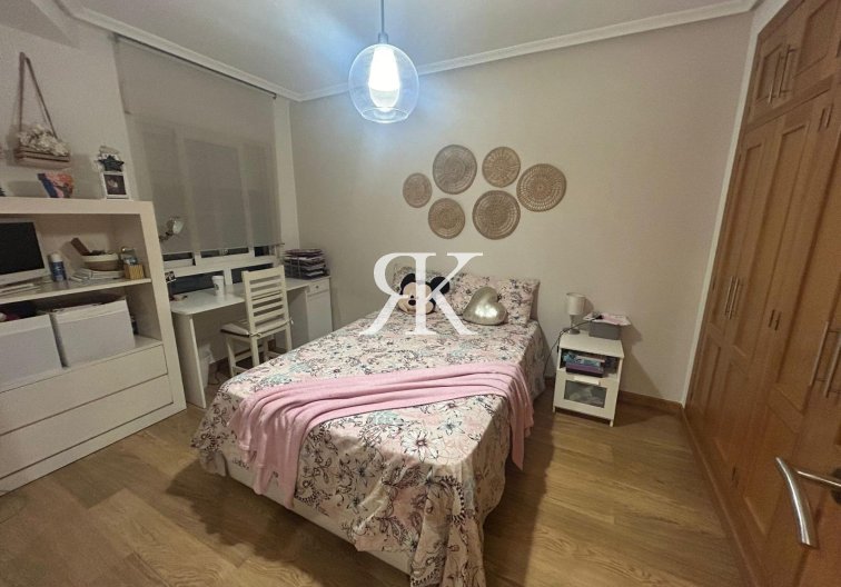 Revente - Appartement - Torrevieja - Centro