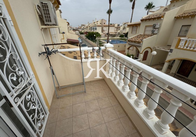 Revente - villa - Orihuela Costa - Los Dolses