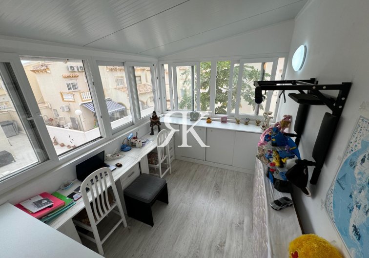 Revente - villa - Orihuela Costa - Los Dolses