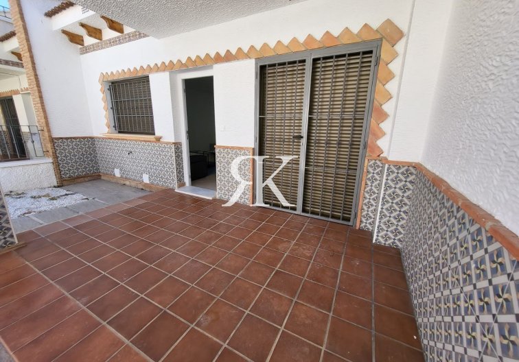 Herverkoop - town house - Villamartin - Costa Blanca