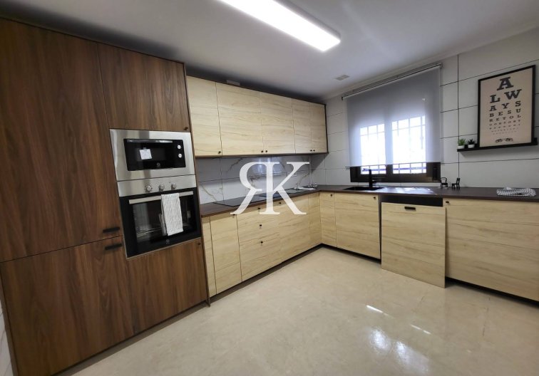 Herverkoop - town house - Villamartin - Costa Blanca