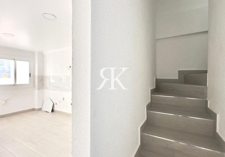 Revente - town house - Torrevieja - La Mata