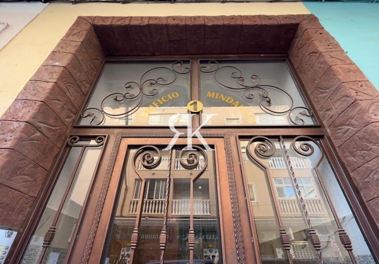 Segunda mano - Apartamento  - Torrevieja - Centro