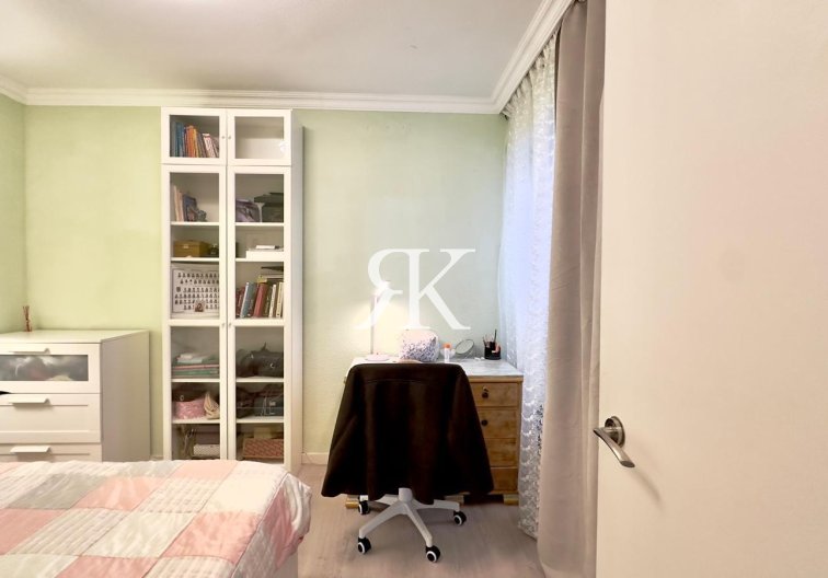 Segunda mano - Apartamento  - Torrevieja - Centro