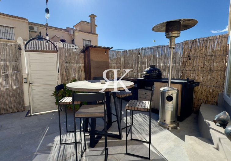 Wiederverkauf - villa - Orihuela Costa - Costa Blanca