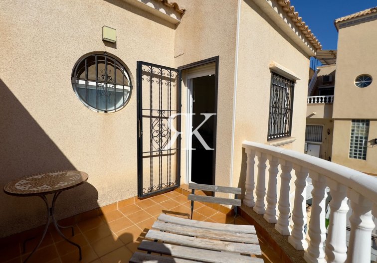 Wiederverkauf - villa - Orihuela Costa - Costa Blanca