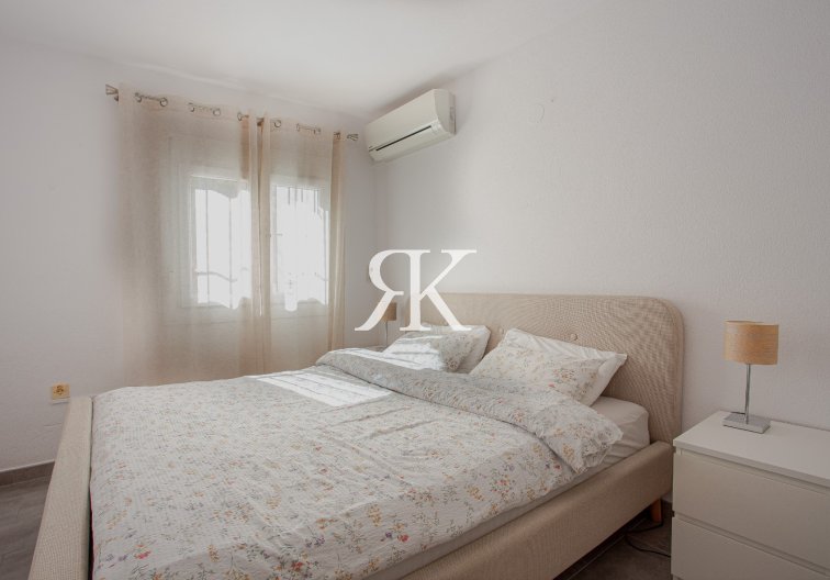 Revente - villa - Orihuela Costa - Costa Blanca