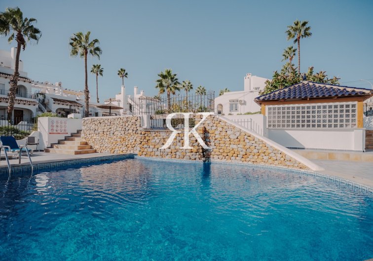 Revente - villa - Orihuela Costa - Costa Blanca