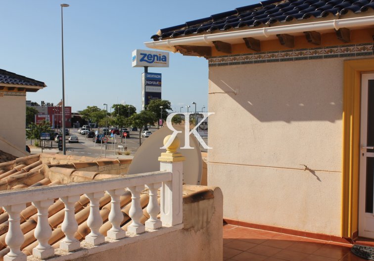 Revente - villa - La Zenia - Costa Blanca