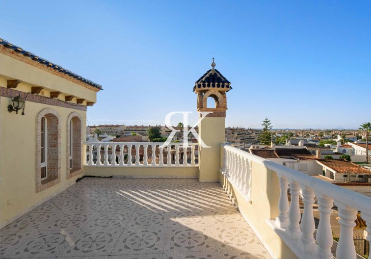 Revente - villa - Orihuela Costa - Los Almendros-la Florida