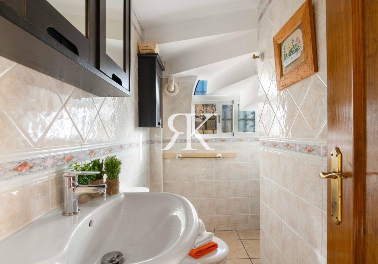 Revente - villa - Orihuela Costa - Los Almendros-la Florida