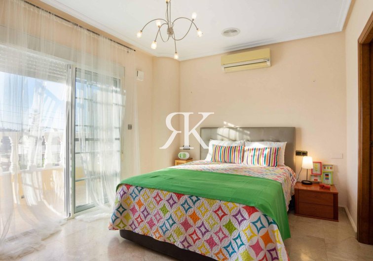 Revente - villa - Orihuela Costa - Los Almendros-la Florida