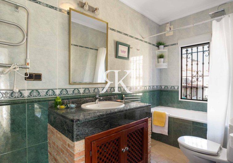 Revente - villa - Orihuela Costa - Los Almendros-la Florida