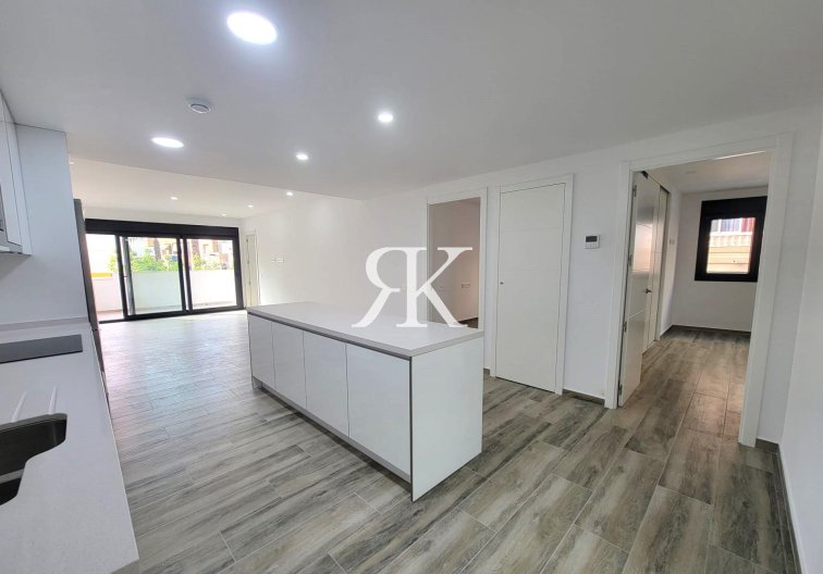 Segunda mano - Apartamento  - Torrevieja - Playa del Cura