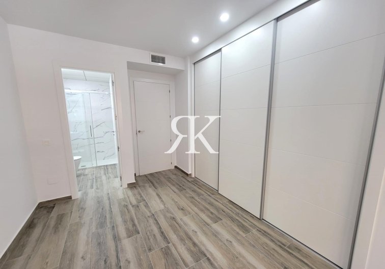 Segunda mano - Apartamento  - Torrevieja - Playa del Cura