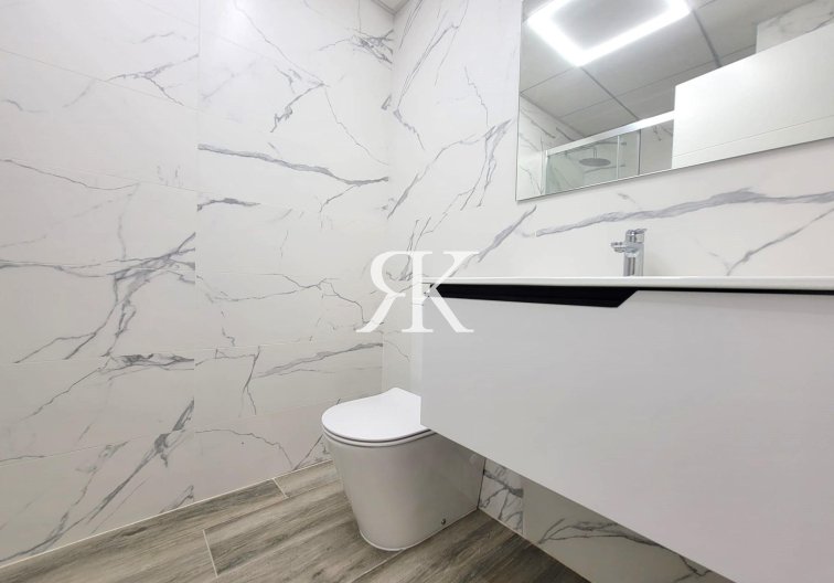 Segunda mano - Apartamento  - Torrevieja - Playa del Cura