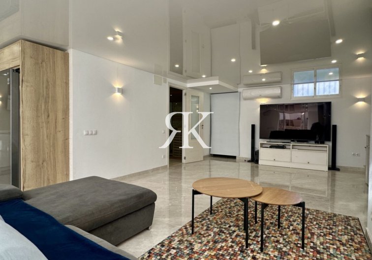 Revente - villa - Orihuela Costa - Costa Blanca