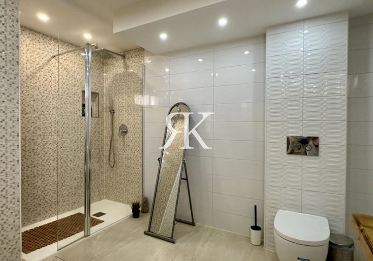 Revente - villa - Orihuela Costa - Costa Blanca