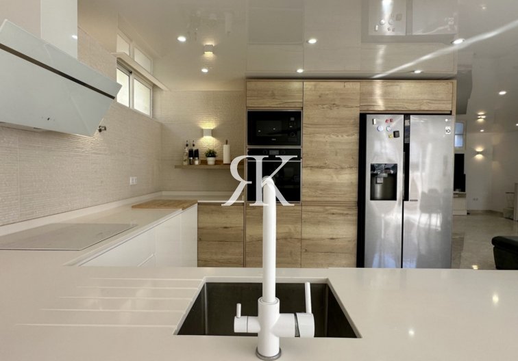 Revente - villa - Orihuela Costa - Costa Blanca