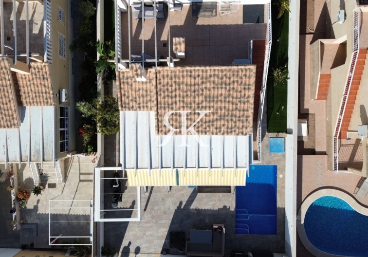 Revente - villa - Orihuela Costa - Costa Blanca