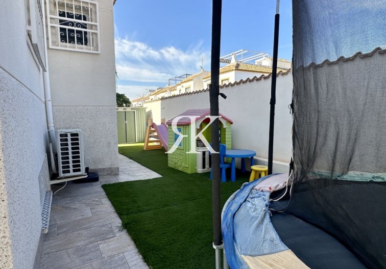 Revente - villa - Orihuela Costa - Costa Blanca