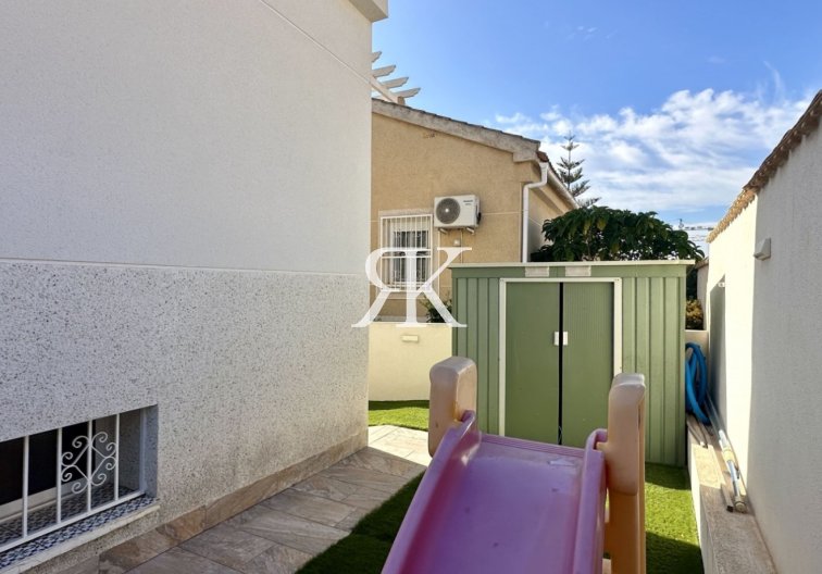 Revente - villa - Orihuela Costa - Costa Blanca