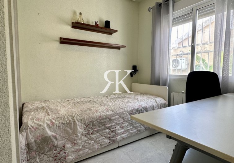 Revente - villa - Orihuela Costa - Costa Blanca