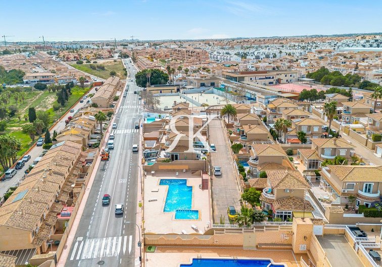 Revente - villa - Torrevieja - Los Balcones - Los Altos Del Edén