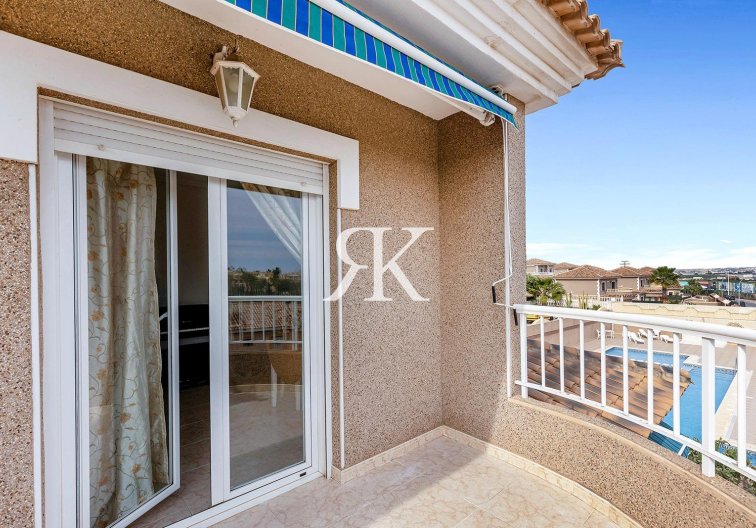 Revente - villa - Torrevieja - Los Balcones - Los Altos Del Edén