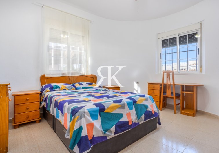 Revente - villa - Torrevieja - Costa Blanca