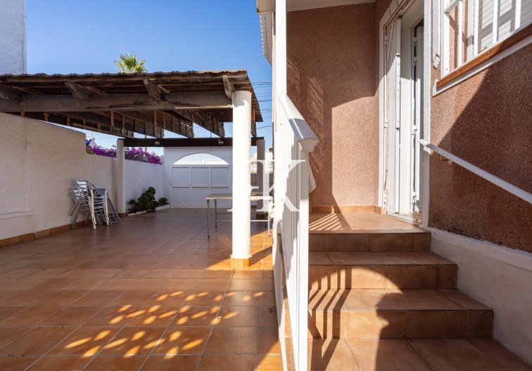 Revente - villa - Torrevieja - Costa Blanca