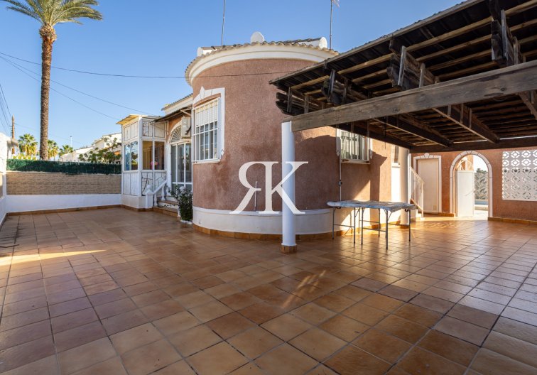 Revente - villa - Torrevieja - Costa Blanca