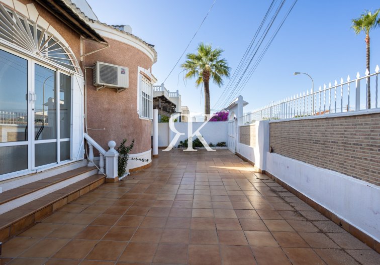 Revente - villa - Torrevieja - Costa Blanca