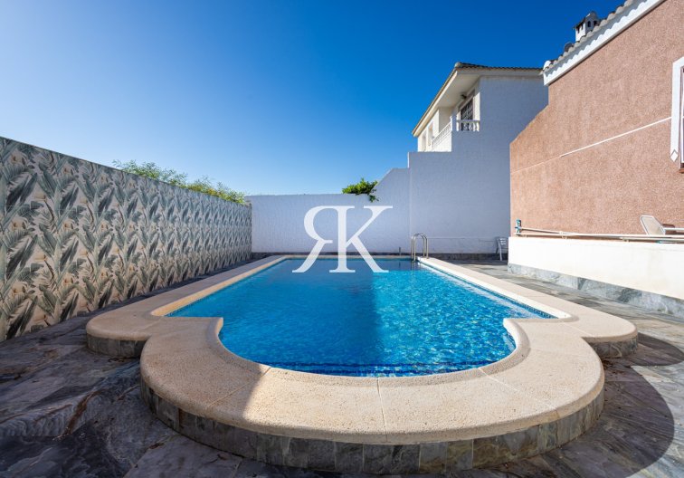 Revente - villa - Torrevieja - Costa Blanca