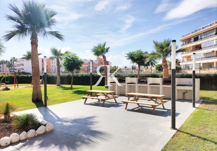 Herverkoop - Appartement - Orihuela Costa - Punta Prima