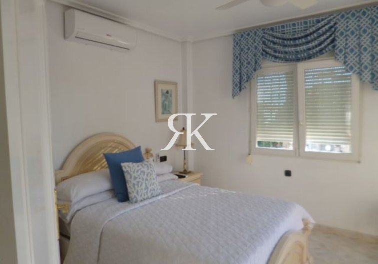 Wiederverkauf - villa - Playa Flamenca - Costa Blanca