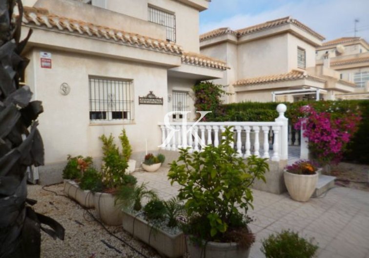 Wiederverkauf - villa - Playa Flamenca - Costa Blanca